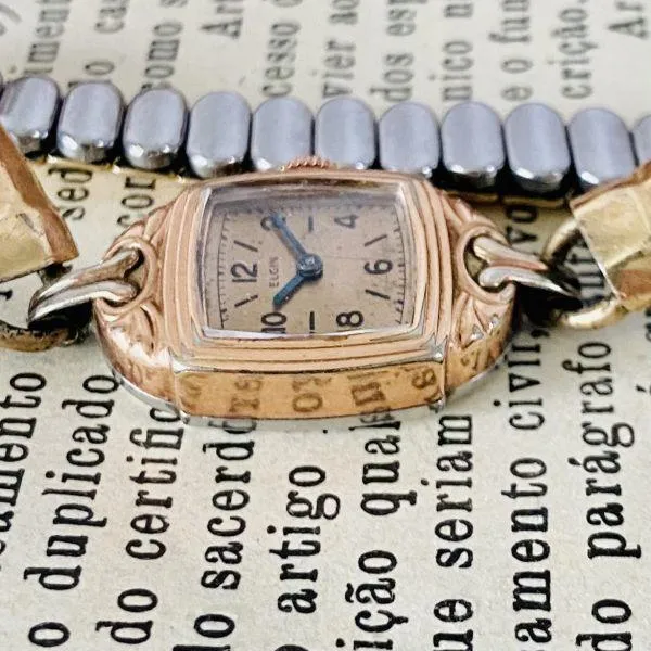 Elgin Wristwatch 15 Jewels 1940s Manual Women's Vintage