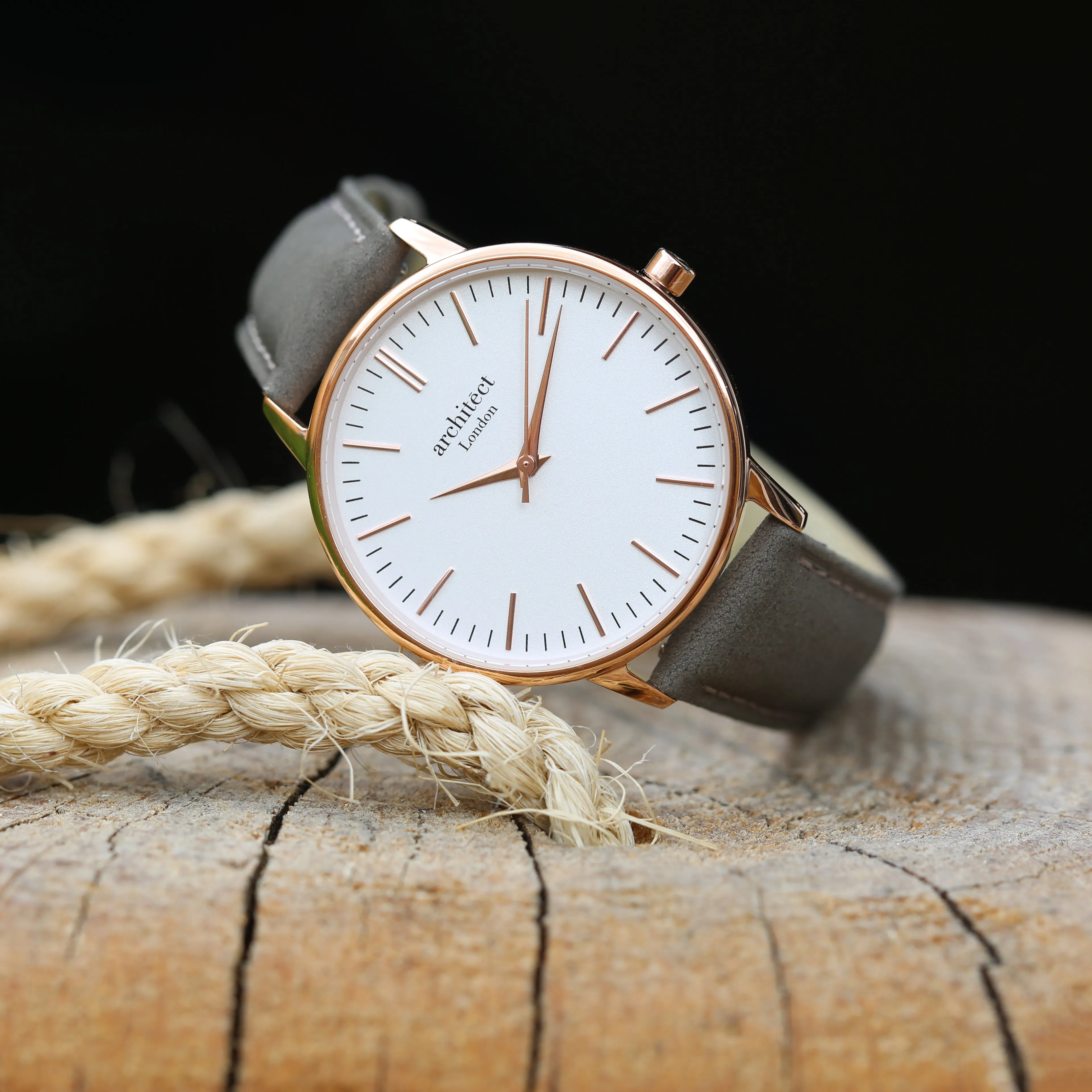 Ladies Archiect Blanc - Modern Font Engraving, Light Grey Strap